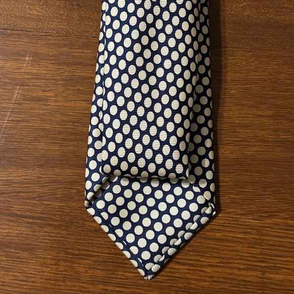AUTHENTIC BORRELLI 100% SILK NECKTIE DARK BLUE W/WHITE POLKA DOTS - Picture 2 of 4